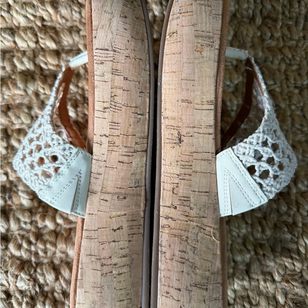 Lucky Brand Women's Jaslene Platform Thong Sandal Wedge Sunflower 9.5 summer - Picture 10 of 11